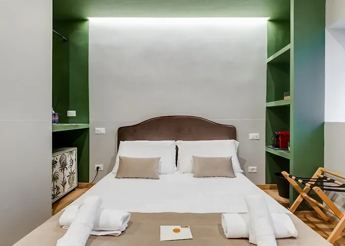 Гостевой дом Vivilo Collection - Collina 24 - Close To Via Veneto 4*